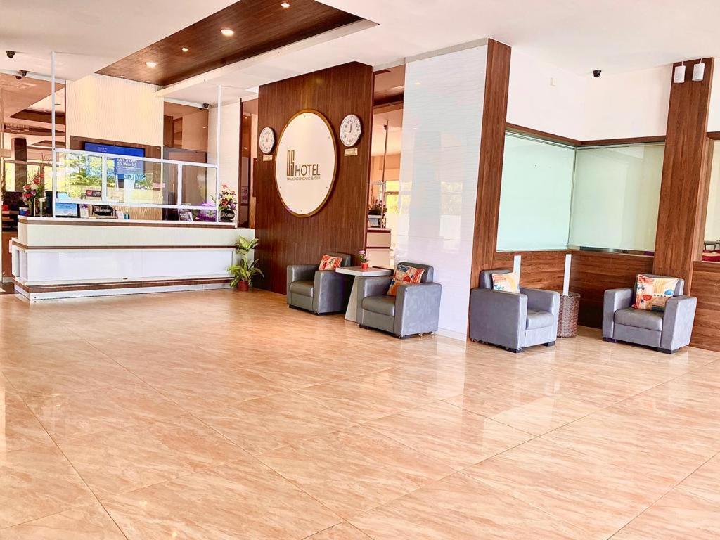 Os Hotel Tanjung Uncang Sagulung Exteriér fotografie